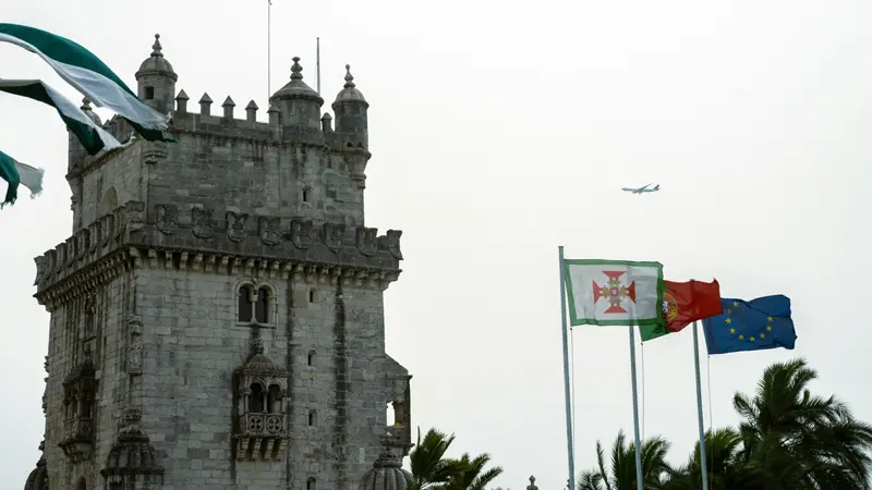 Cheap Day Trips from UK Airports: Breakfast at Home, Lunch in Europe and Back Home the Same Day